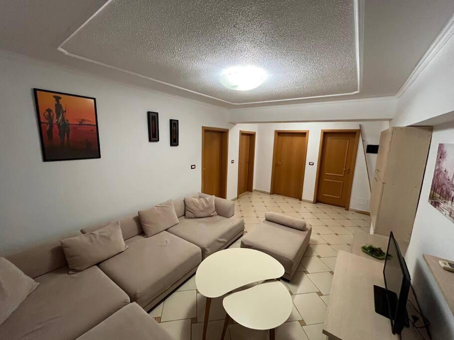 Ak Terminal Apartments دراس المظهر الخارجي الصورة